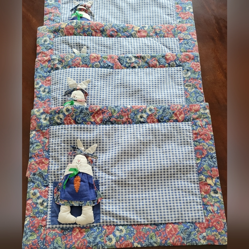 Set of 5- Bunny Placemats with Utensil Pocket